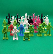 Lot of 23 Vintage 70s TimMee Plastic Star Patrol Galaxy Laser Team Figures S1 