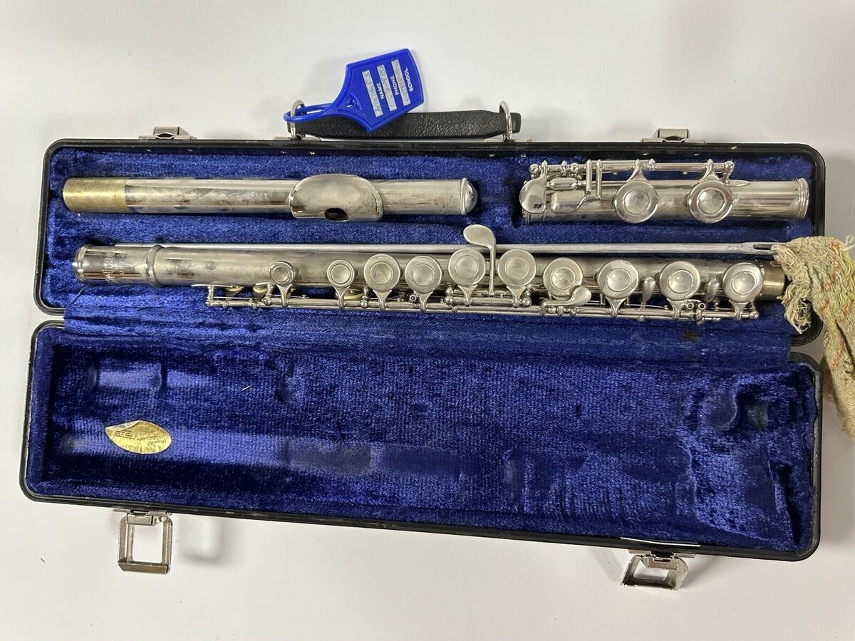 Selmer Bundy flute with hard case. Made in USA | eBay Selmer Bundy flute with hard case. Made in USA | eBay
