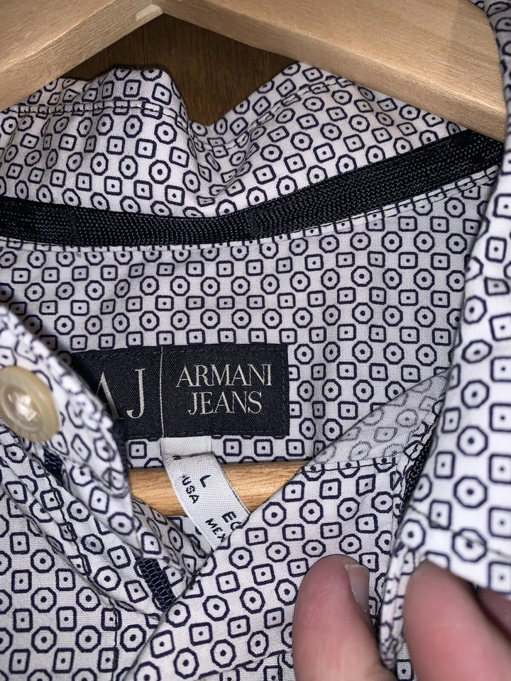 Camisa Armani Jeans Para Hombre Manga Larga Azul/Blanco Patrón Talla L Cónica Usada en Excelente Condición Foto 4 de 4