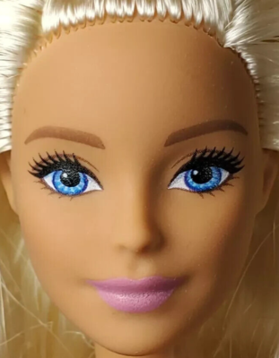 BARBIE FASHIONISTAS 148 DOLL HEAD GHW62 BALD UK