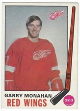 1969-70 OPC HOCKEY #160 GARRY MONAHAN 2ND YEAR - NEAR MINT