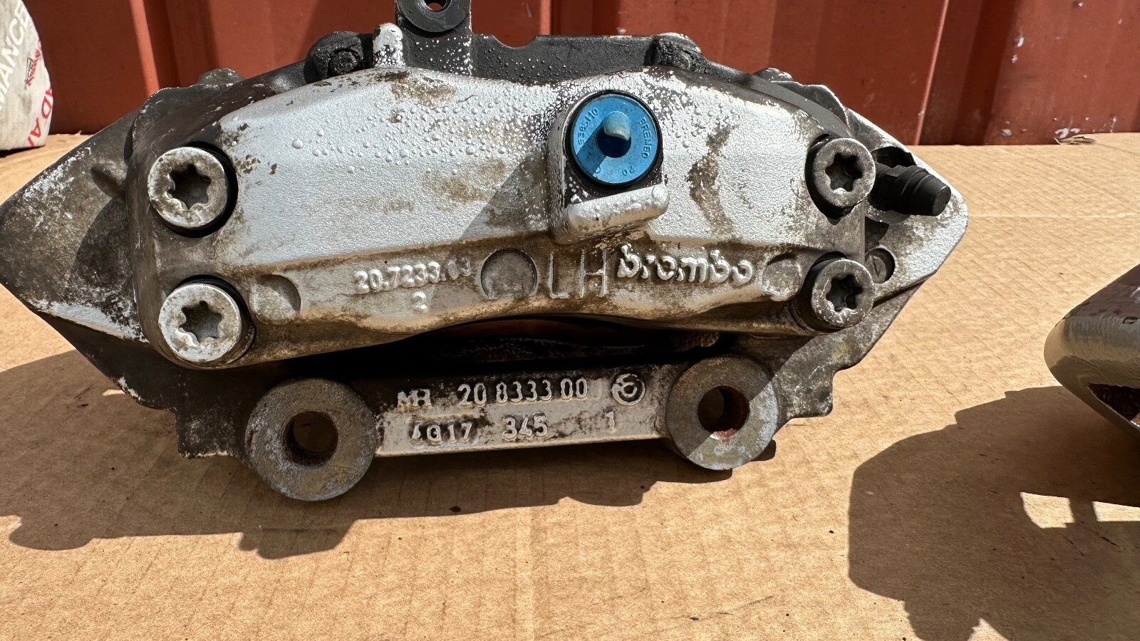 04-17 Maserati Quattroporte Front Left & Right Brake Caliper Brembo 20723303.04