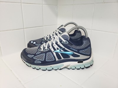 size 14 wide women's shoes