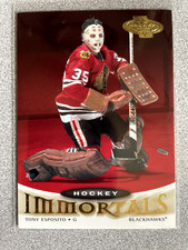 2000-01 Upper Deck Heroes Tony Esposito Hockey Immortals Card #124 Blackhawks