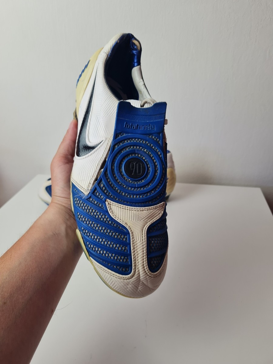 Vintage Rare Football Boots Cleats Nike Total 90 Shoot II 318793