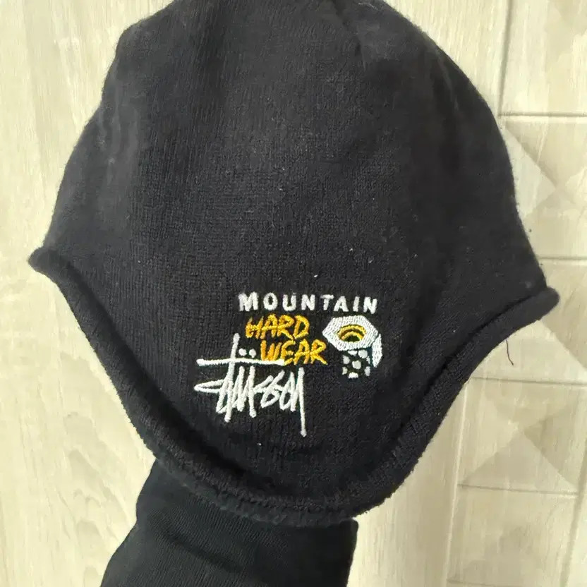 Stussy x Mountain Hardware Black Earmuff Beanie thumbnail 3