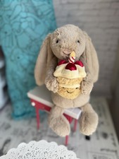 Jellycat Bashful Beige Bunny Birthday Cake BNWT Authentic with Dust bag