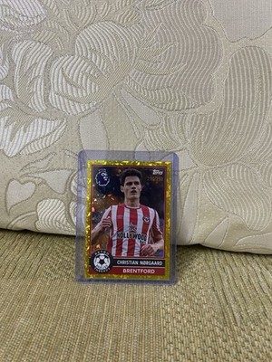 Topps Premier League 2026 Christian Norgaard Retro #385 Yellow Parallel /299