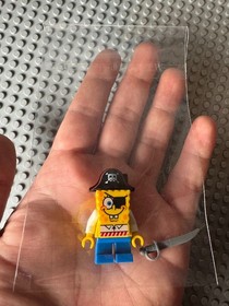 LEGO SPONGEBOB SQUAREPANTS -- SPONGEBOB PIRATE MINIFIGURE COMPLETE 3817 BOB032