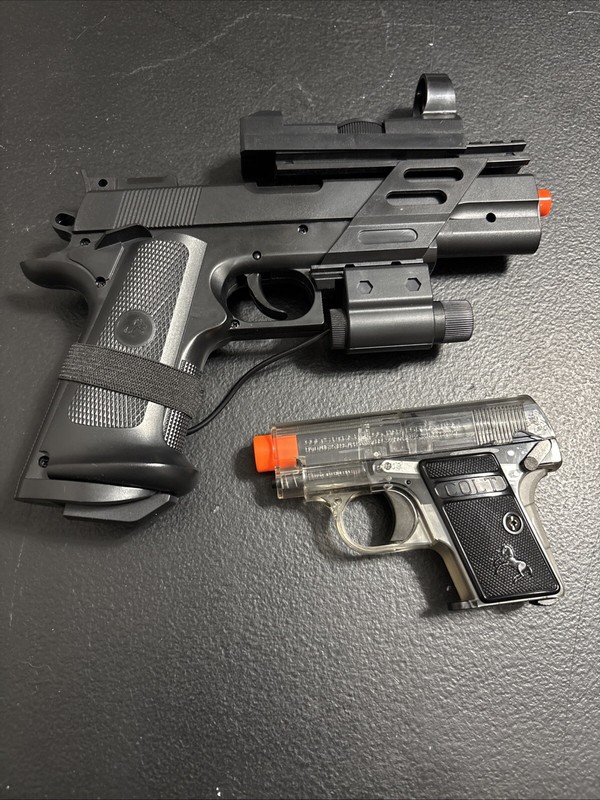 Colt Air Soft Gun Lot With Targets And Bag Both Work Hardly Used, Gift
