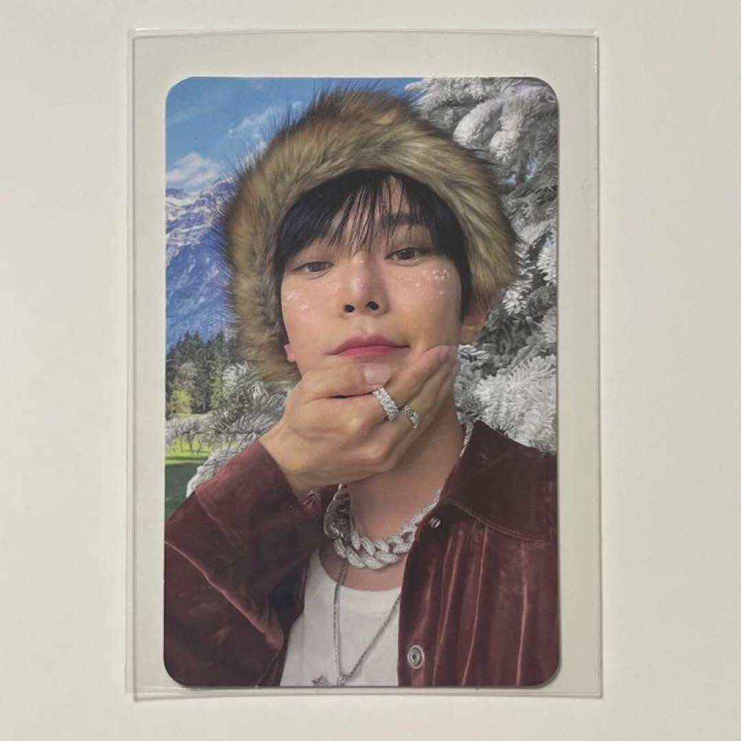 NCT 127 Doyoung Official Photo Card 2022 Winter SMT SMCU NCT 127 Doyoung Official Photo Card 2022 Winter SMT SMCU