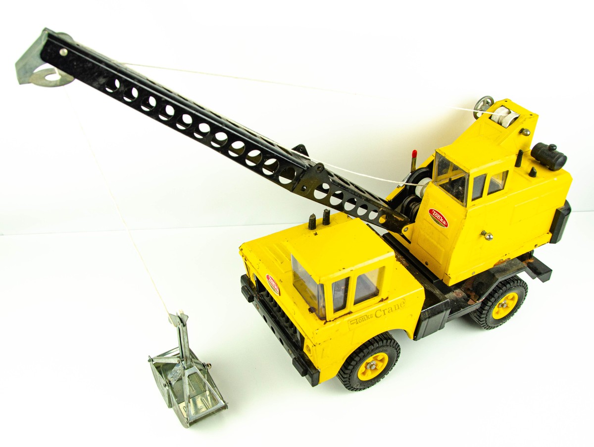 ビンテージ　mighty Tonka Crane マイティ　トンカ　クレーン Mighty Tonka Crane Early 1965 Drilled Wheels Pressed Steel