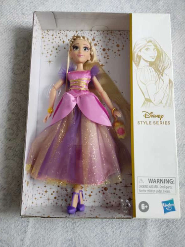 Poupee Disney Style Series - RAIPONCE - Neuve en boite Doll Rapunzel Hasbro - Afbeelding 1 van 4