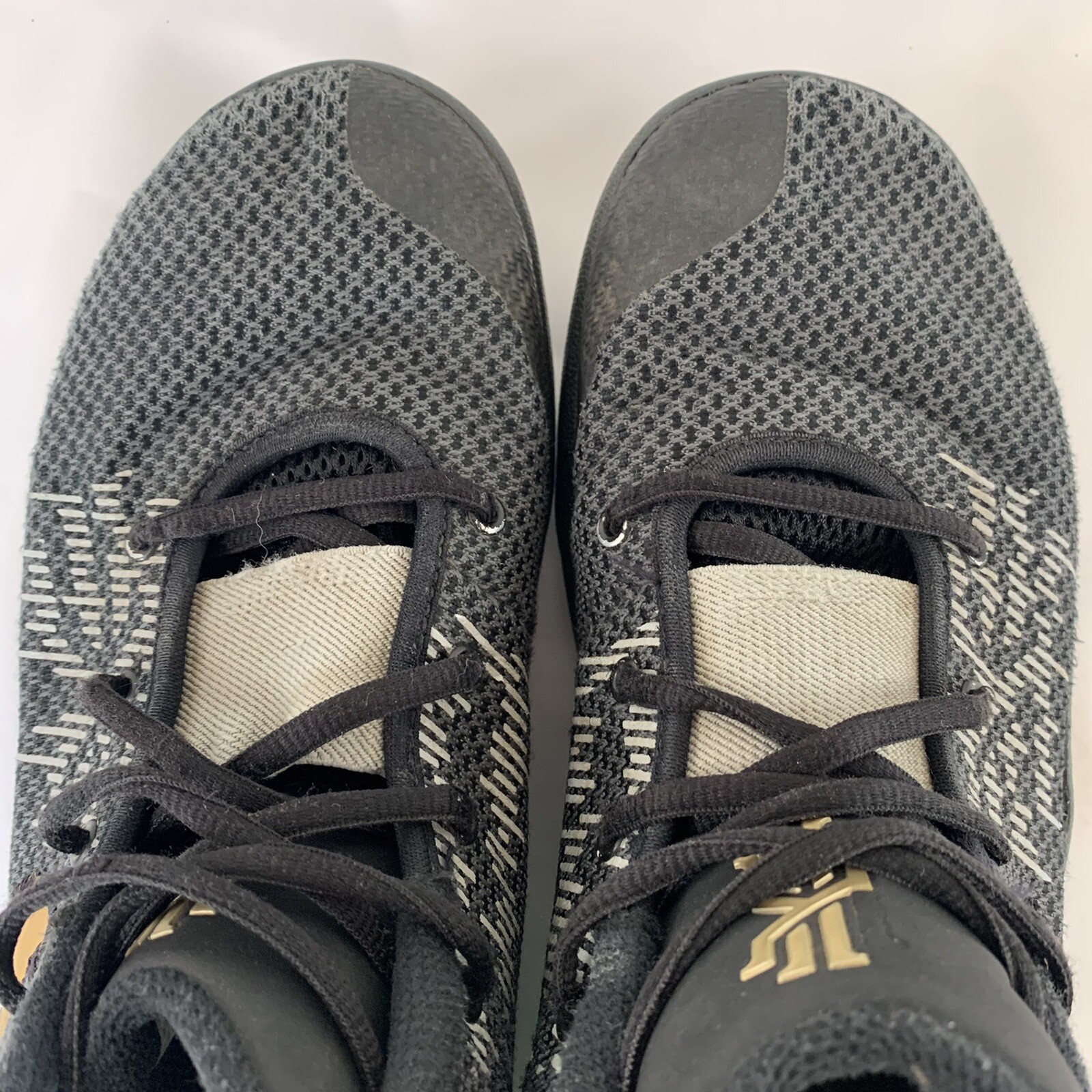 Nike Kobe Kyrie Flytrap II Black Gold Basketball Shoe… Gem