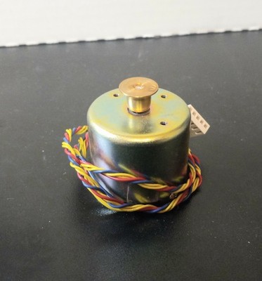 Bang & Olufsen MHN-3P2RDB Turntable Motor , 3VDC  Beogram new Old Stock 1984