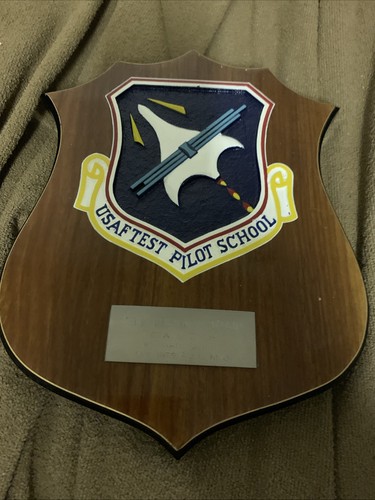 USAF Test Pilot School Plaque 1975 Boeing 717-200 Test Pilot Edwards A F B