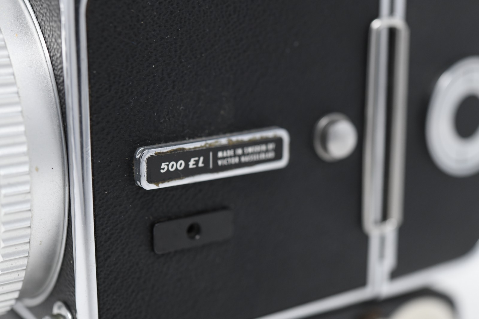 Hasselblad 500 EL Camera with Zeiss Planar 80mm f/2.8 Lens and 120 Film Back