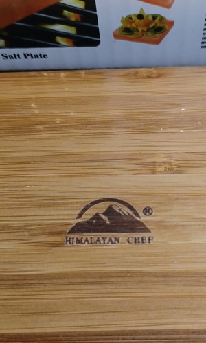 New Sealed Salt Block Himalayan Chef Grilling Slab 8X4X 1 Cooking w Bamboo Tray - Picture 4 of 5