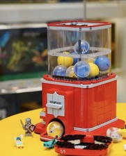 Juego de construcción de máquinas expendedoras MINIFIGURAS/CONSTRUCCIÓN DE CÁPSULAS