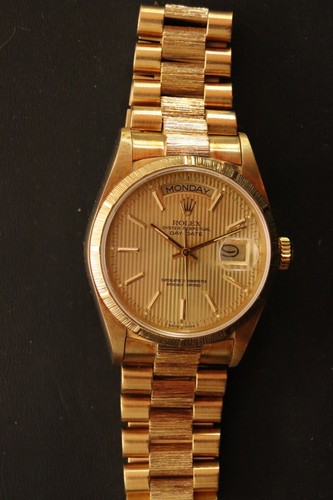 ROLEX 18k Gold Bark Day-Date Ref# 18078 w/Quick Set cal 3055 Movement  (RX-282)