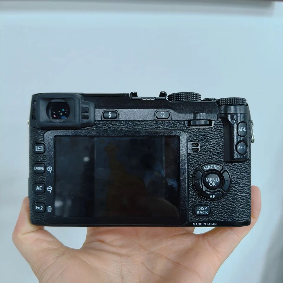 Fujifilm X-E2 16.3MP Mirrorless Digital Camera Black Body Only English - Image 2 of 4