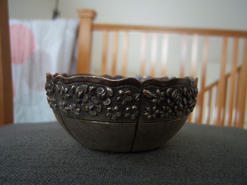 2 Made in Mexico sterling 0.925 small bowls, embossed floral design