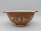 Pyrex Early American Brown Cinderella Bowl 442, 1 1/2 Qt