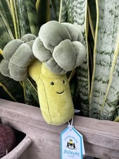 NWT - Jellycat Vivacious Vegetable Broccoli
