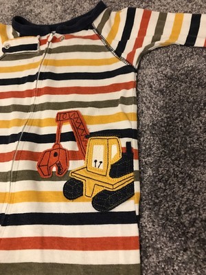 baby grows with grip feet