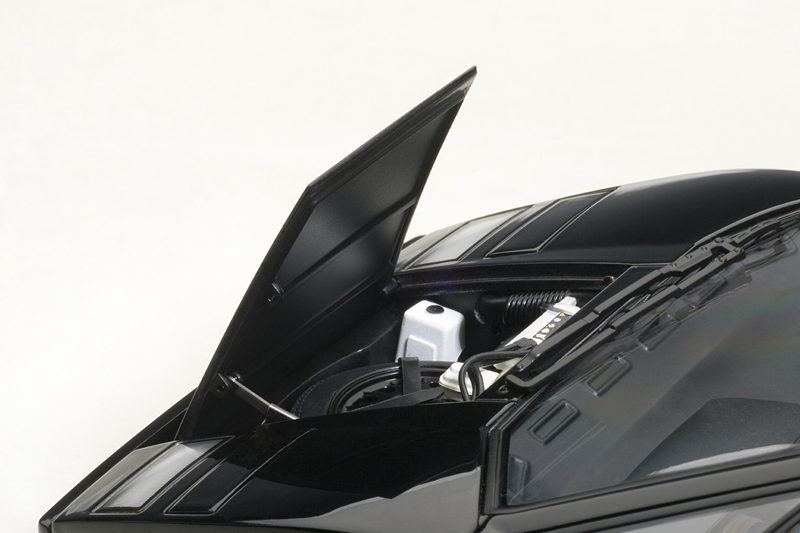LAMBORGHINI COUNTACH 25TH ANNIVERSARY BLACK 1:18 by AUTOART BRAND