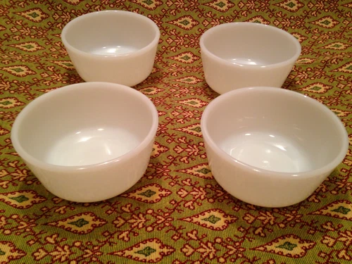 Lot of 4 vintage Fire King Milk Glass Ice Cream Bowls, 6 Oz, Anchor Hocking..