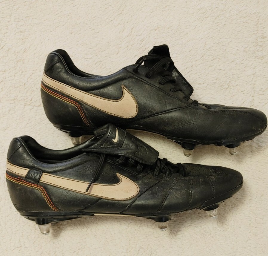 nike ronaldinho r10 football boots