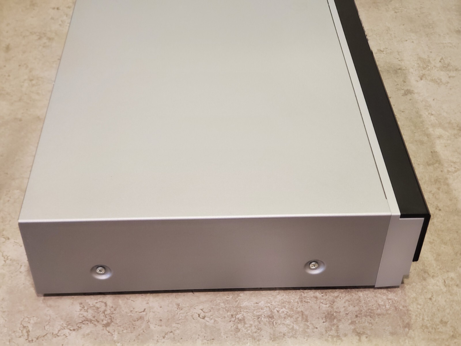 Toshiba HDA1 HDDVD Player With Remote And Sample Discs Video