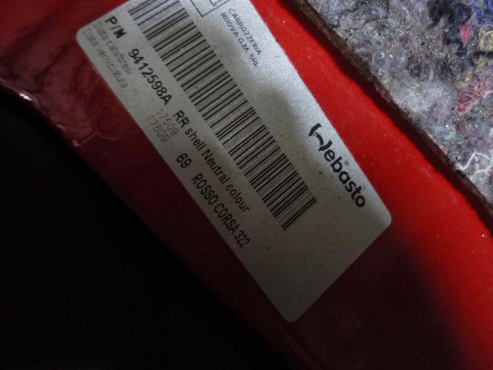 Ferrari California -  Rear Roof Panel RED/ W/Glass - P/N 81861211-80323500