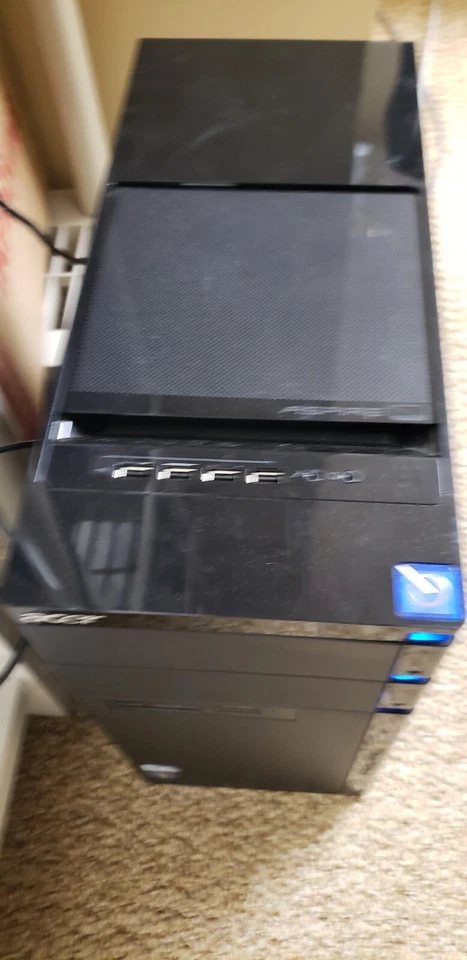 Acer AM3900-U4002 Full Tower PC - 1TB HD, 4 Gb RAM, upgraded to Windows 10. - Image 3 of 4