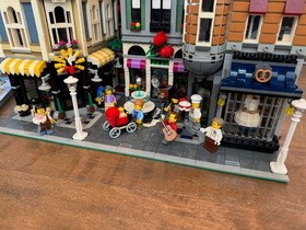 Lego Assembly Square Creator Expert Modular 10255 Complete W Box + Instructions