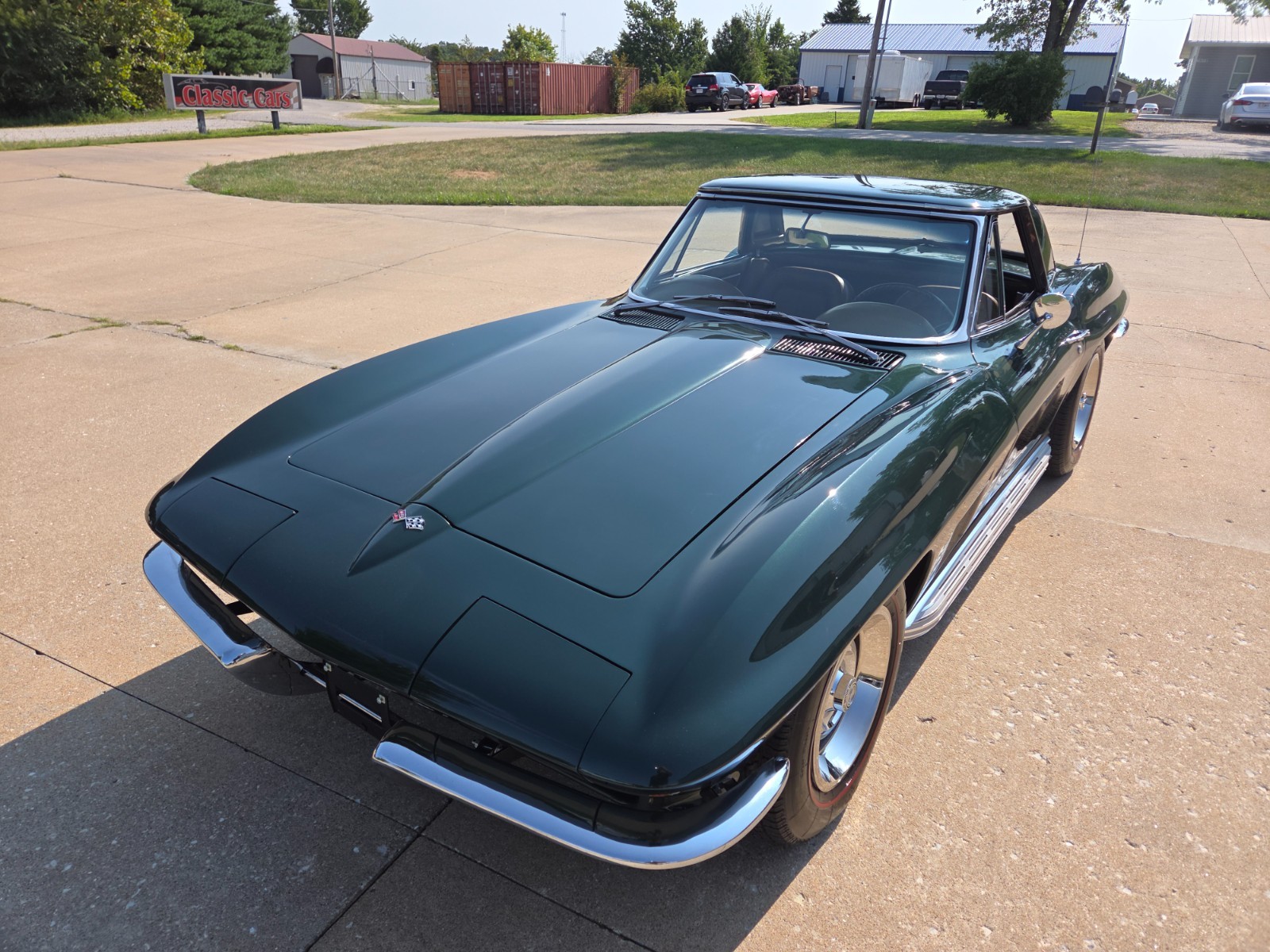 1967 GOODWOOD GREEN Chevrolet Corvette   | C2 Corvette Photo 4