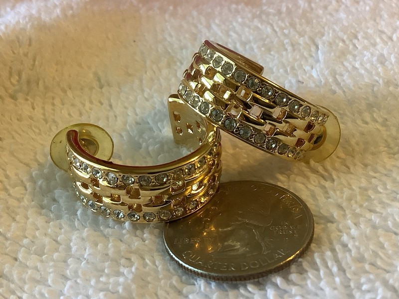 Kenneth J Lane KJL Gold Tone Crystal Hoop Earrings Rhinestones Post Vintage