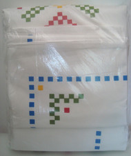 BIRGIT KING Duvet Cover  Two King Pillow Cases Green Red Blue Yellow on White