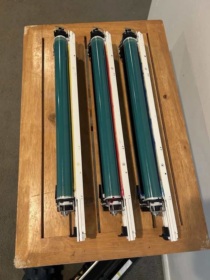 Canon iR image Runner Advance C5035 C5051 C5235 C5240 C5255 rojo, amarillo y cian Foto 2 de 4