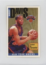 1996-97 Panini Stickers Hubert Davis #33 0ad