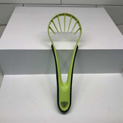Chef'n Green Avocado Fruit Slicer Cutter Kitchen Tool Scoop & Slice Utensil EUC