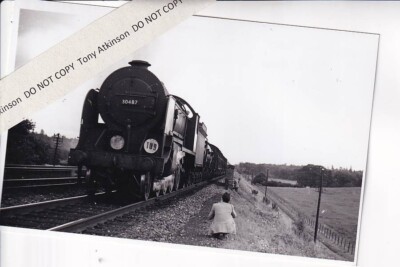 BR - URIE 4-6-0 NR. 30487 NR FLOTTE 1951 - VINTAGE BILD - # L16012