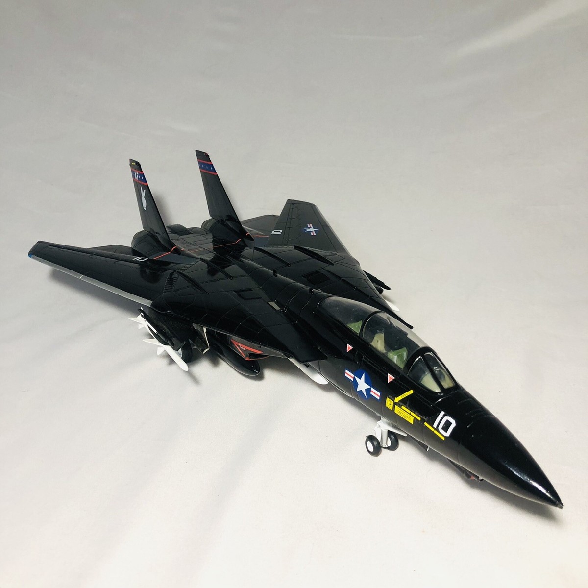 1/48 フランクリンミント F14 トムキャット 戦闘機 ARMOUR Amazon | フランクリンミント 1/48 F-14 トムキャット 米海軍