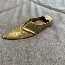 Vintage Brass Handmade Shoe Ashtray Table Showpiece Décor Paper Weight India