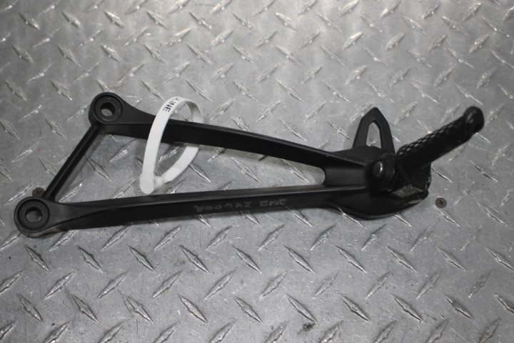 2012 KAWASAKI NINJA ZX6R ZX600R LEFT REAR BACK PASSENGER PEG 2012 KAWASAKI NINJA ZX6R ZX600R LEFT REAR BACK PASSENGER PEG