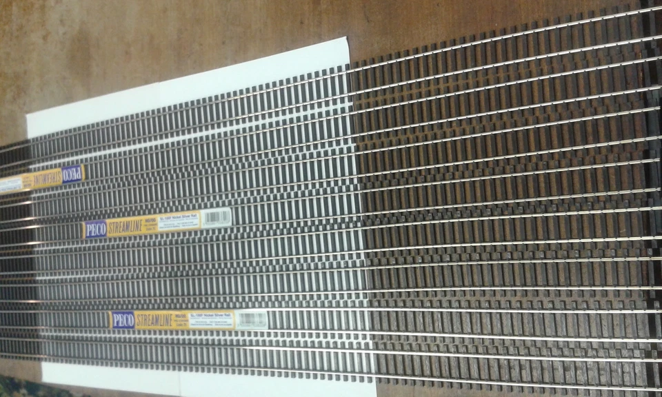 PECO SL-100F Flexible Streamline Code 75 Nickel Silver Rail