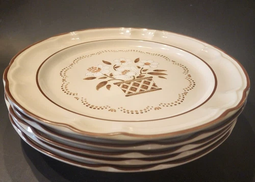 set of 4 Vtg Salad lunch Plates - Stoneware Cumberland Mayblossom Japan - 7 3/4"