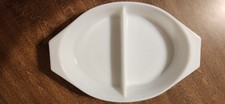 Vintage Gold Pyrex 1 1/2 Quart Divided Casser...