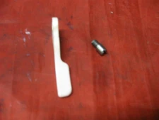 Singer 5525 5528  Sewing Machine Presser Bar Lift Lever Original